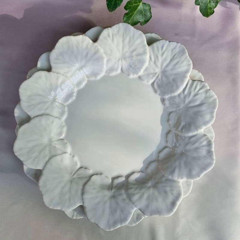 BORDALLO PINHEIRO Set 4 Piatti Piani Geranio 27,5 cm Bianco - immagine 2